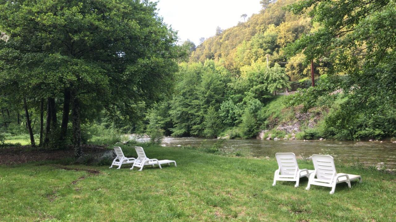 Relais Des Brison Otel Beaumont  Dış mekan fotoğraf